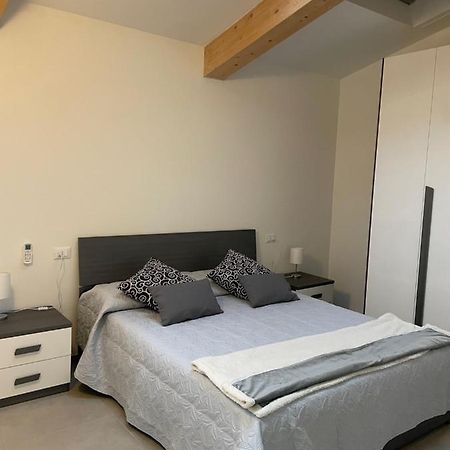 Appartamento Centro 福洛尼卡 外观 照片